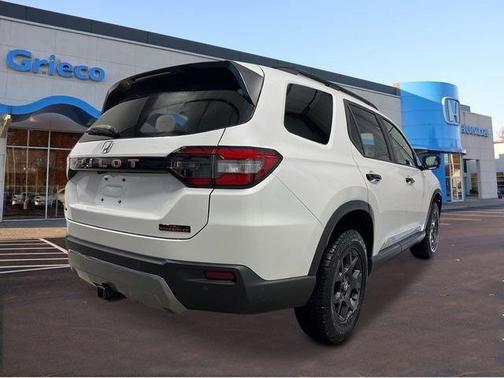 2026 Honda Pilot TrailSport