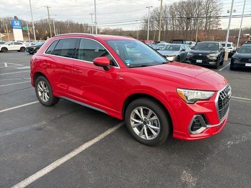 2022 Audi Q3 45 S line Premium