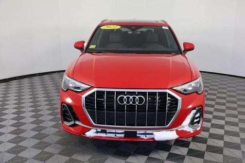 2022 Audi Q3 45 S line Premium