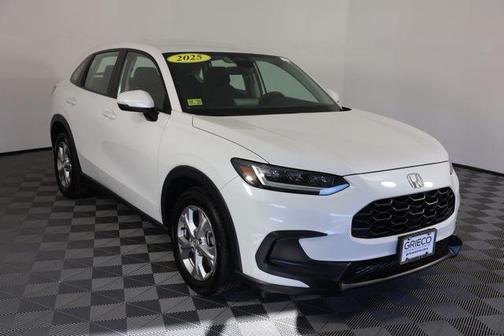 2025 Honda HR-V LX