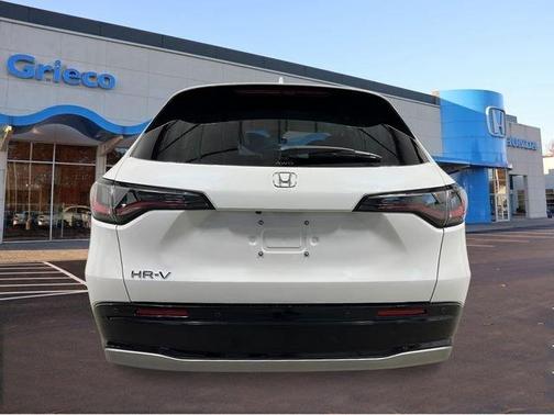 White 2027 Honda HR-V EX-L