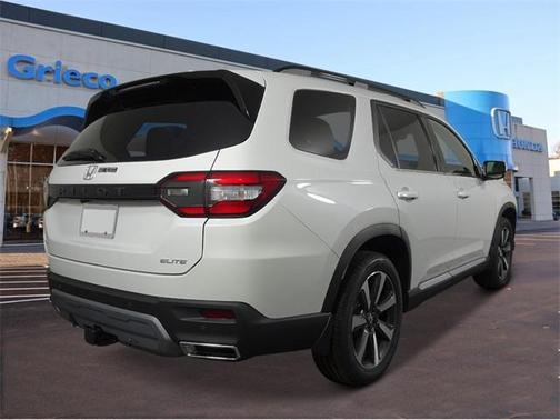 2025 Honda Pilot Elite