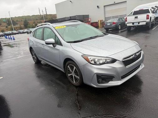2019 Subaru Impreza 2.0i Premium