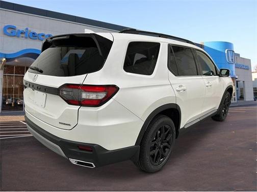 2025 Honda Pilot Sport