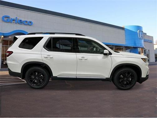 2025 Honda Pilot Sport