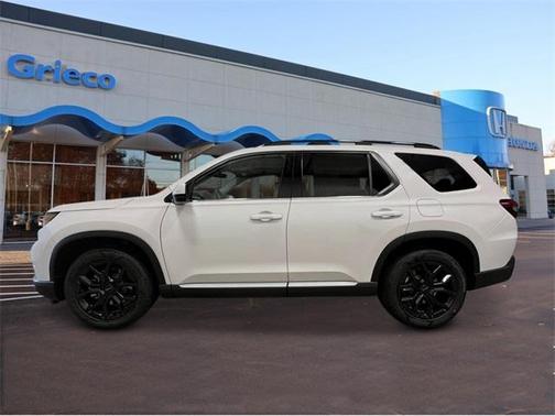 2025 Honda Pilot Sport