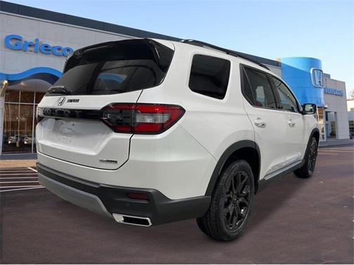 2025 Honda Pilot Sport