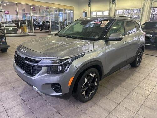 Steel Gray 2024 Kia Seltos EX