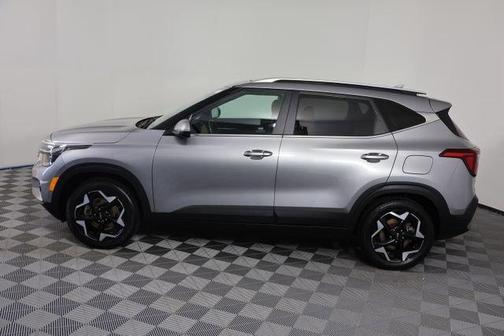 Steel Gray 2024 Kia Seltos EX