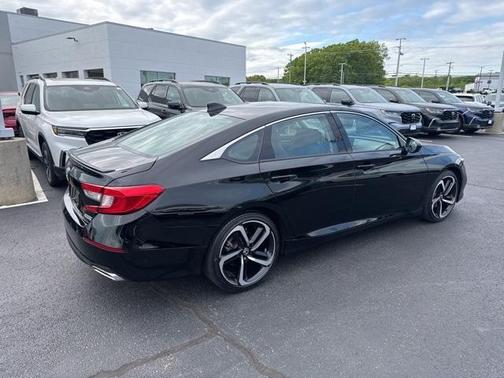 2022 Honda Accord Sport SE