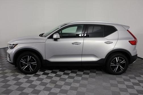 2023 Volvo XC40 B5 Core