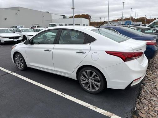 2022 Hyundai Accent Limited