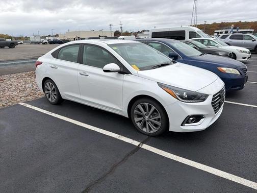 2022 Hyundai Accent Limited