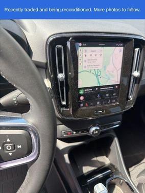 Gray 2024 Volvo XC40 B5 Plus Dark Theme