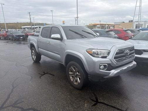 Silver Sky Metallic 2017 Toyota Tacoma Limited
