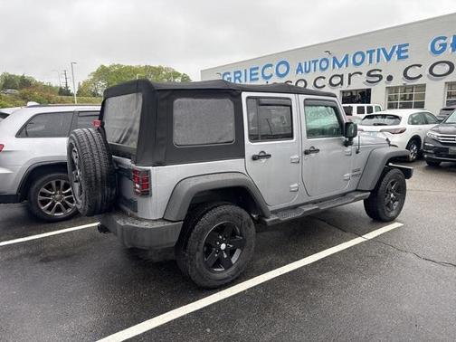 2017 Jeep Wrangler Unlimited Sport
