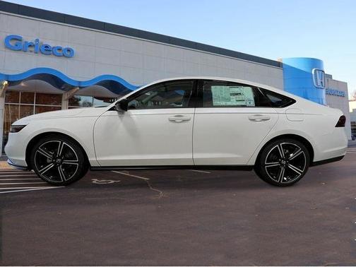 White 2026 Honda Accord SE