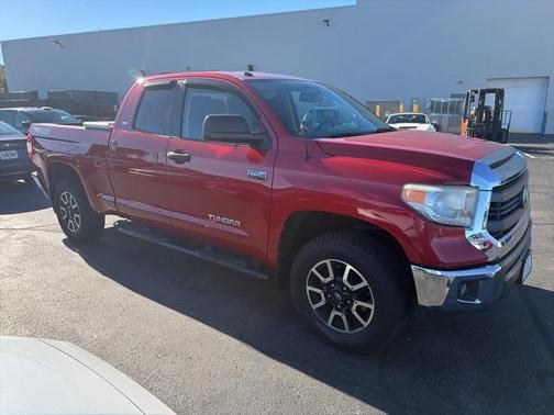 2014 Toyota Tundra SR5