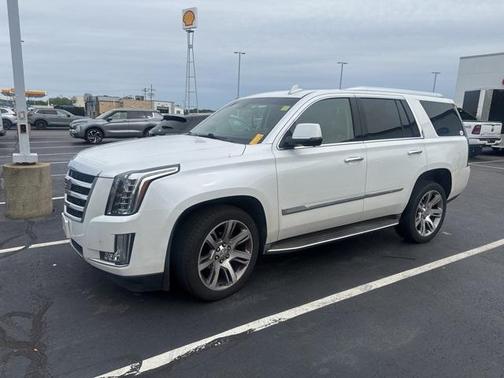 2016 Cadillac Escalade Luxury