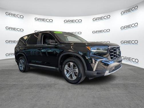 2023 Honda Pilot EX-L 7-Passenger