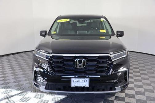 2023 Honda Pilot EX-L 8-Passenger