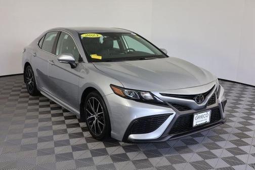 Celestial Silver Metallic 2023 Toyota Camry SE