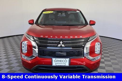 2024 Mitsubishi Outlander SE