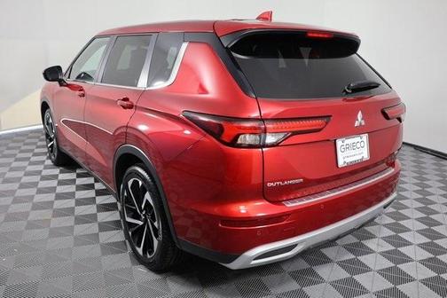 2024 Mitsubishi Outlander 