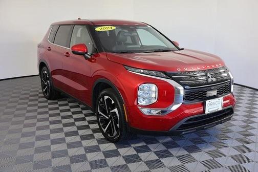 2024 Mitsubishi Outlander 