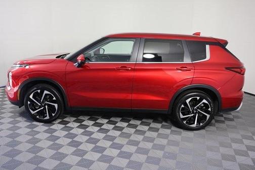 2024 Mitsubishi Outlander 