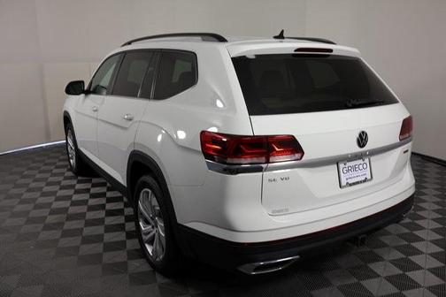 2022 Volkswagen Atlas 3.6L SE w/Technology