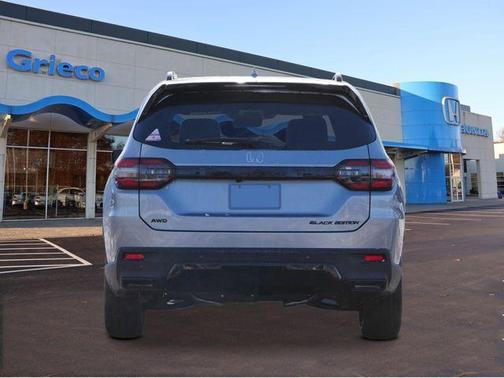 2026 Honda Pilot Black Edition