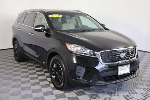 Ebony Black 2019 Kia Sorento LX