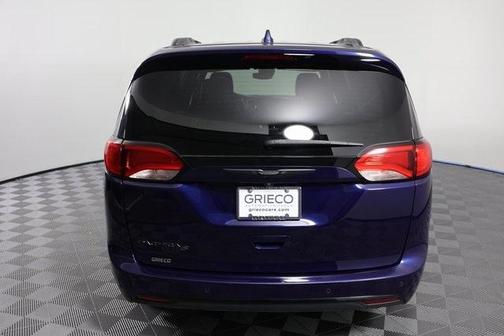 2020 Chrysler Pacifica Touring-L Plus