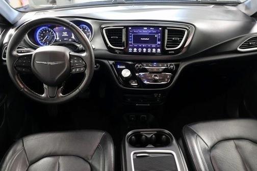 2020 Chrysler Pacifica Touring-L Plus