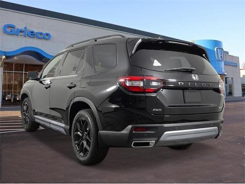 2025 Honda Pilot Sport