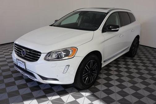 2017 Volvo XC60 T5 Dynamic