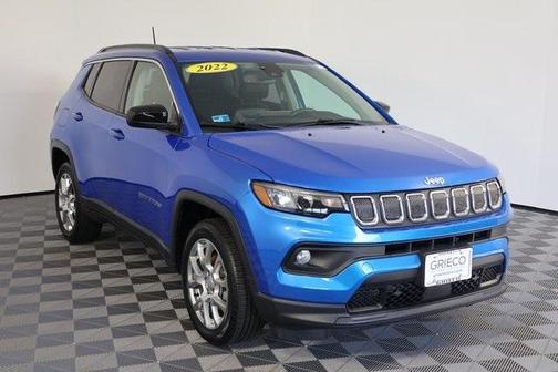 2022 Jeep Compass Latitude Lux