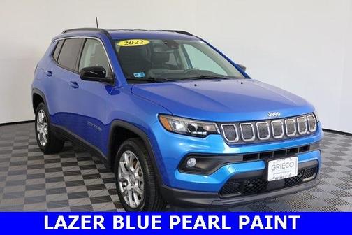 2022 Jeep Compass Latitude Lux