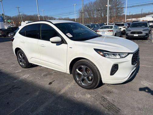 2024 Ford Escape ST-Line Select