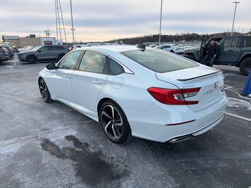 2022 Honda Accord Sport SE