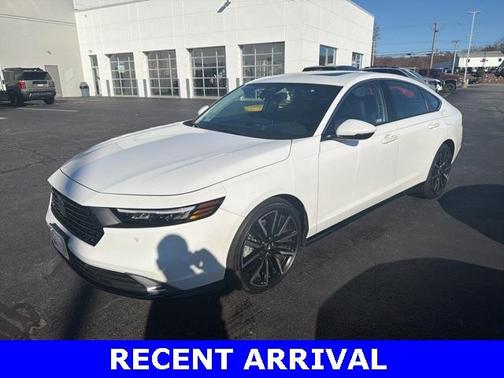 2024 Honda Accord Hybrid Touring