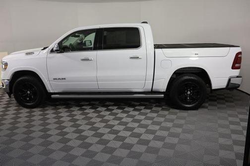 Bright White Clearcoat 2022 RAM 1500 Laramie
