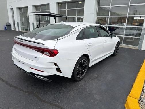 2024 Kia K5 GT-Line