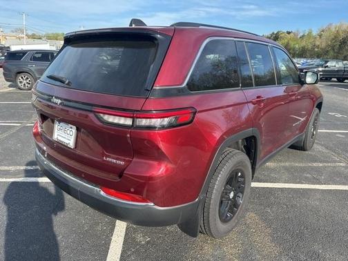 2023 Jeep Grand Cherokee Laredo