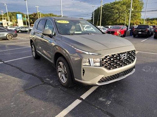 2022 Hyundai SANTA FE SE
