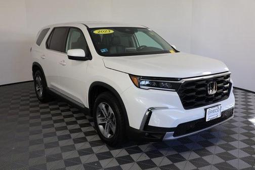 2023 Honda Pilot EX-L 8-Passenger