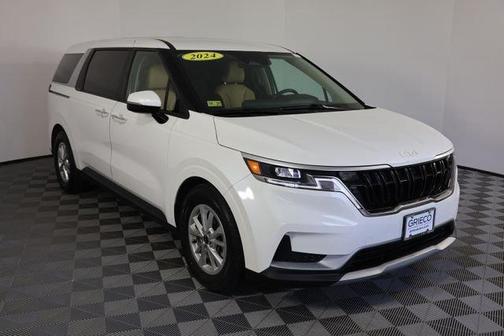 Snow White Pearl 2024 Kia Carnival LX
