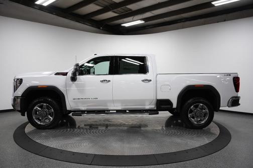 2025 GMC Sierra 2500 SLT