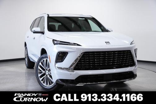 G4J IRIDESCENT WHITE TRICOAT 2026 Buick Enclave Avenir FWD